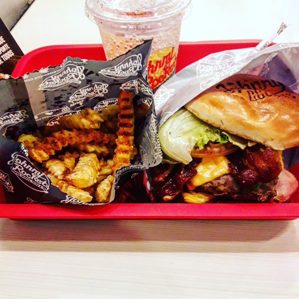 Johnny Rockets - Shopping Metrô Tucuruvi-8